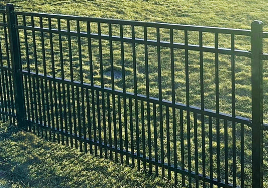 PANEL PUPPY 48"H X 72"W 3-RAIL R9005