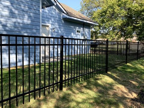 4ft Landmark flat top fence